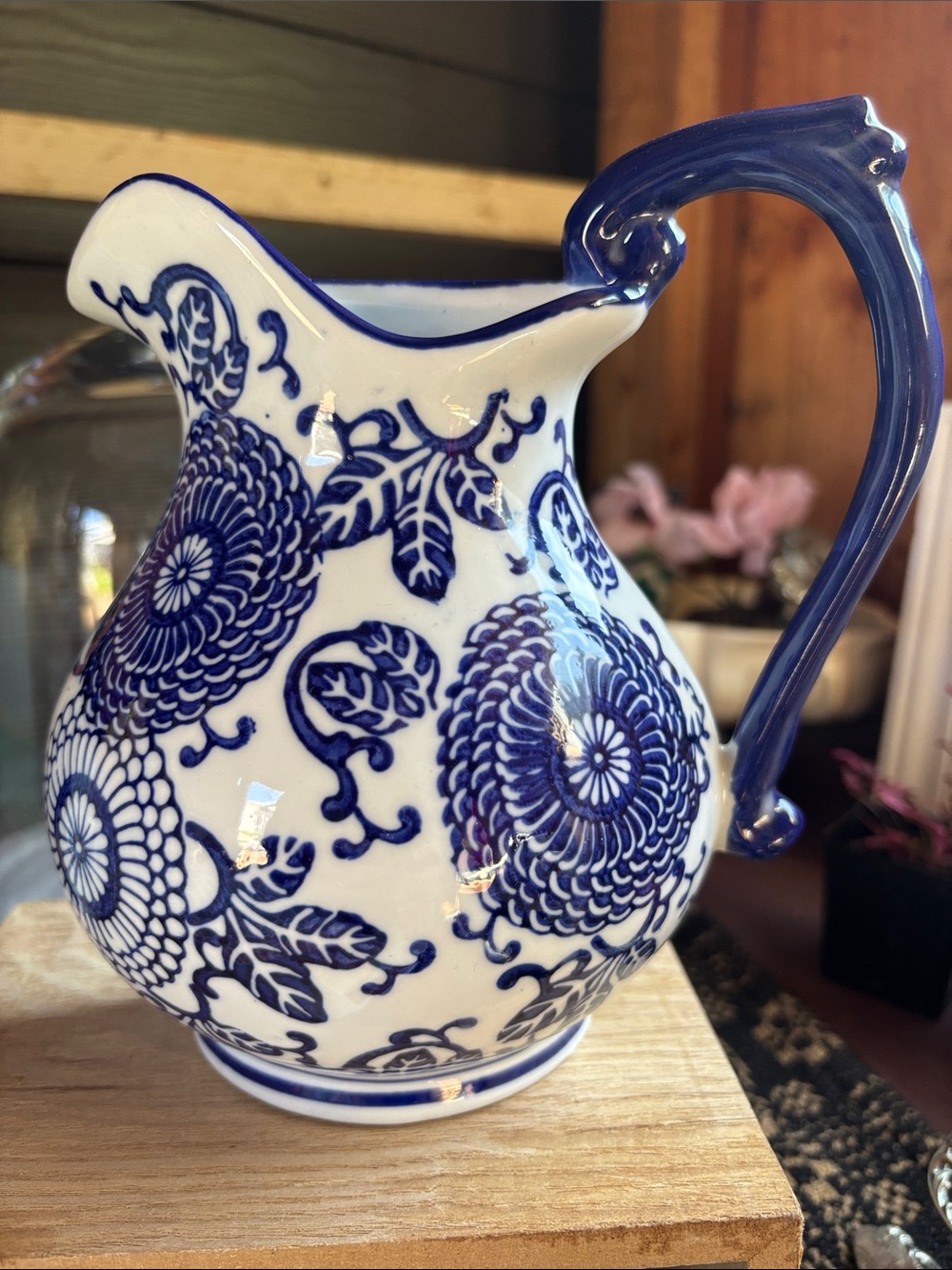 Blue and White Bombay Company  Ceramic Wall Pocket ✨ - Picture 2 of 6